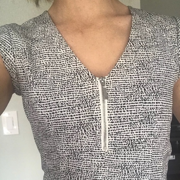 H&M Women’s Fit & Flare Dress Black/White Design - Picture 5 of 6